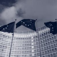 Eu flag foran Berlaymont bygning